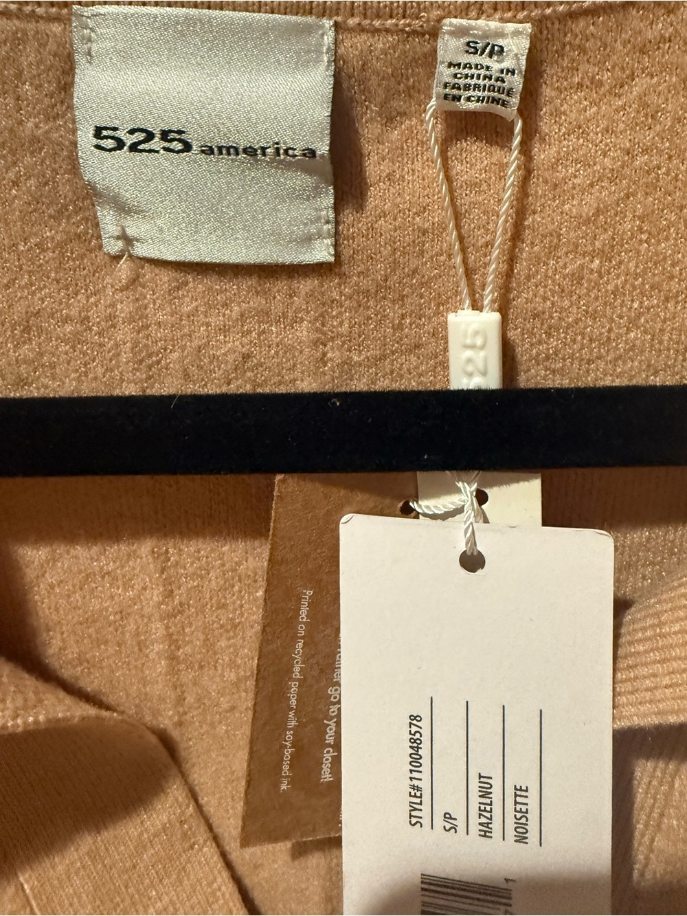 525 America Women's Cuddle Lux V Neck Pullover Sweater in tan NWT. 21”-23” Ptp - Picture 5 of 6